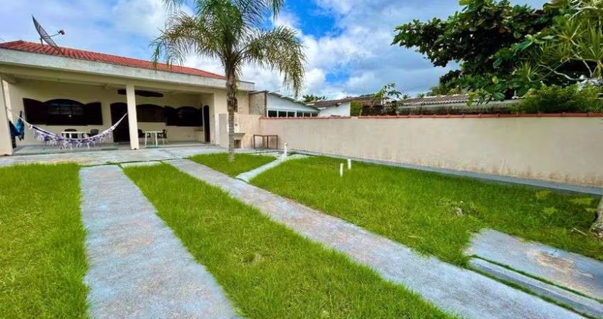 Casa para Venda em Itanhaém, Jardim São Fernando, 2 dormitórios, 1 suíte, 1 banheiro, 2 vagas