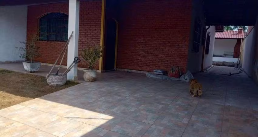 Casa para Venda em Itanhaém, Jamaica, 3 dormitórios, 1 suíte, 1 banheiro, 2 vagas
