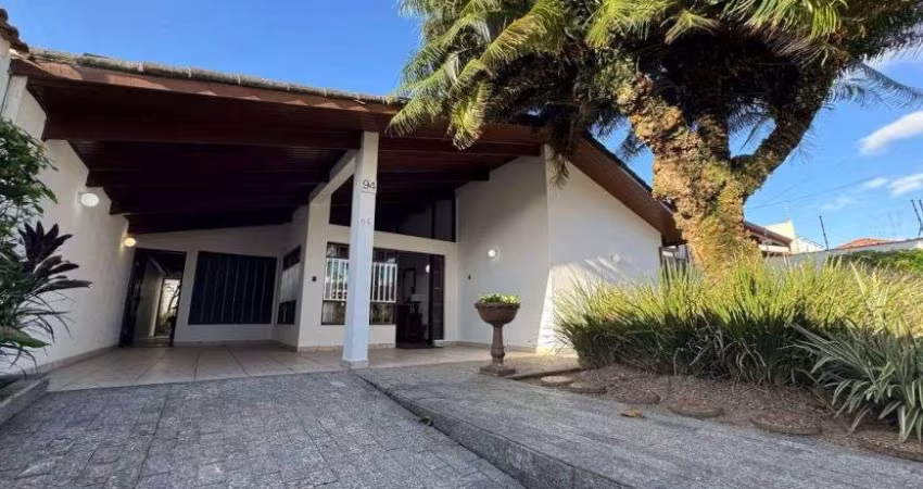 Casa para Venda em Peruíbe, Ribamar, 4 dormitórios, 1 suíte, 2 banheiros, 3 vagas