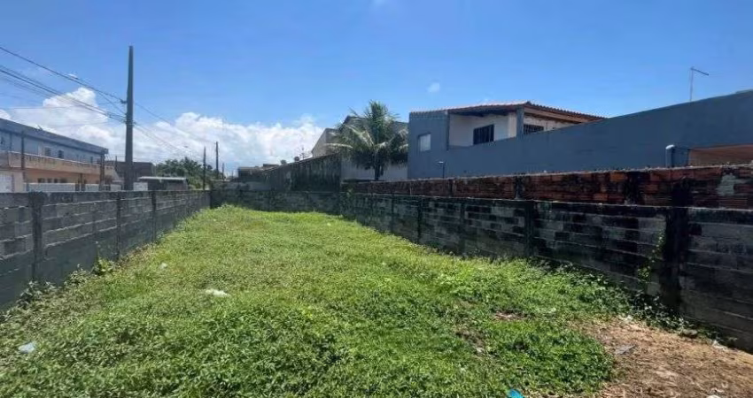 Terreno com escritura e murado em Itanhaém.