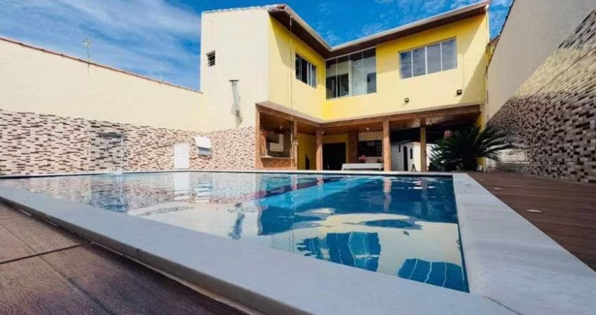 Casa para Venda em Itanhaém, Jardim Jamaica, 5 dormitórios, 1 suíte, 3 banheiros, 6 vagas