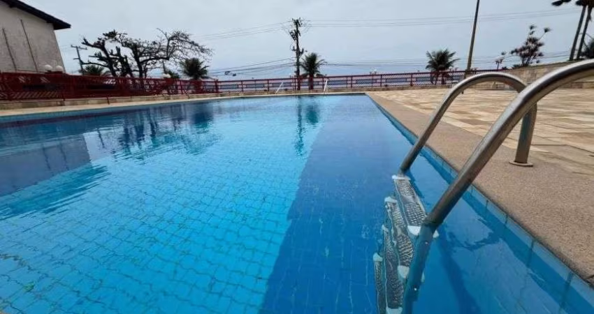 Apartamento com 3 quartos e piscina em Itanhaém.