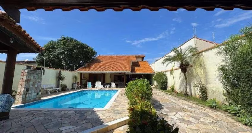 Casa para Venda em Peruíbe, Nova Peruibe, 5 dormitórios, 5 suítes, 1 banheiro, 6 vagas