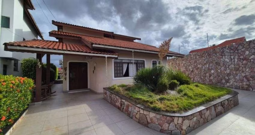 Casa à venda no condomínio Bougainville ll - R$ 2.800.000,00.