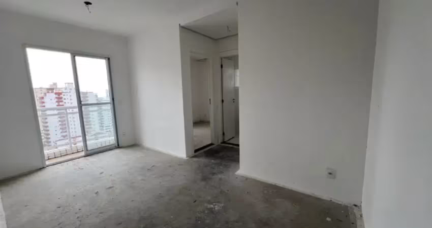 Apartamento com 2 quartos e churrasqueira em praia grande.
