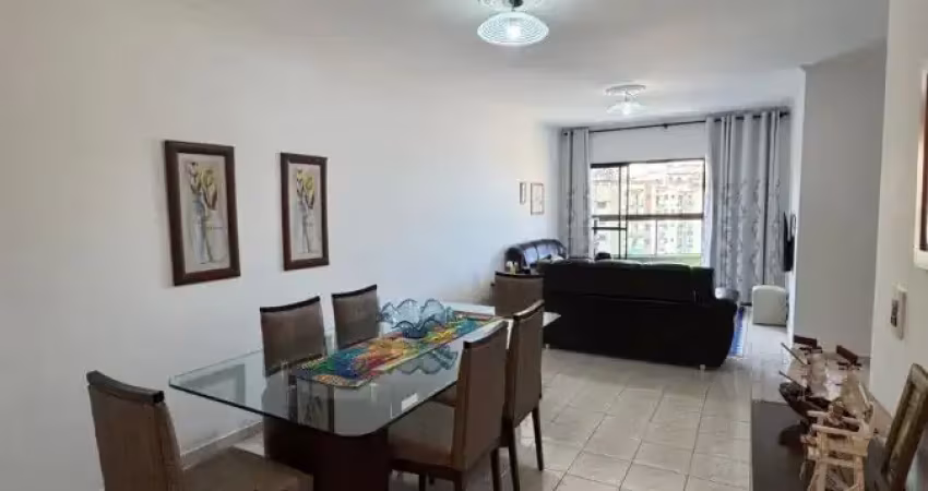 Apartamento na praia com 2 quartos e área gourmet em praia grande.