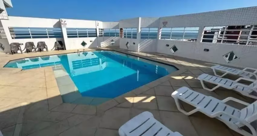 Apartamento à 30m do mar com piscina em praia grande.