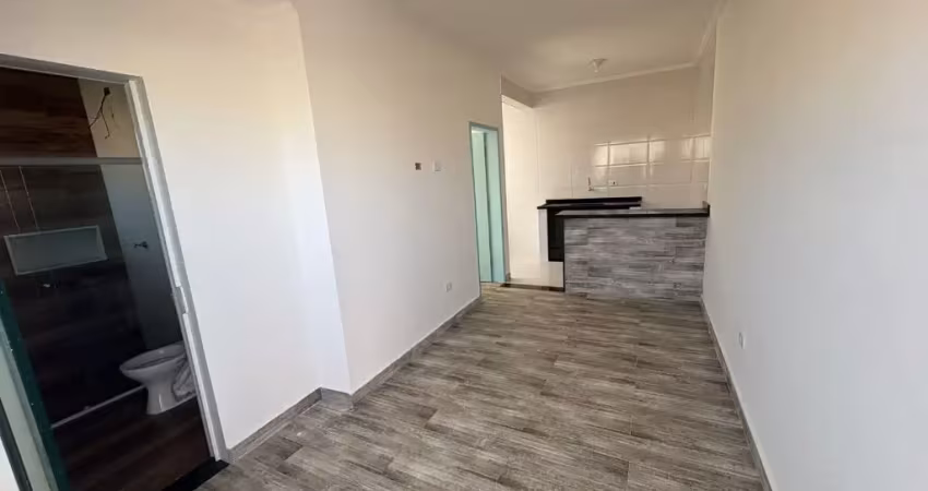 Apartamento à 400m do mar em peruíbe - r$ 175.000,00.