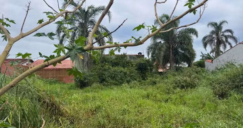 Terreno à 300m do mar com escritura em itanhaém - r$ 380.000,00.