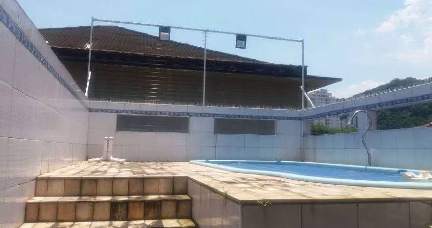 Casa para venda possui 268 m² com 3 quartos em Campo Grande - Santos - SP