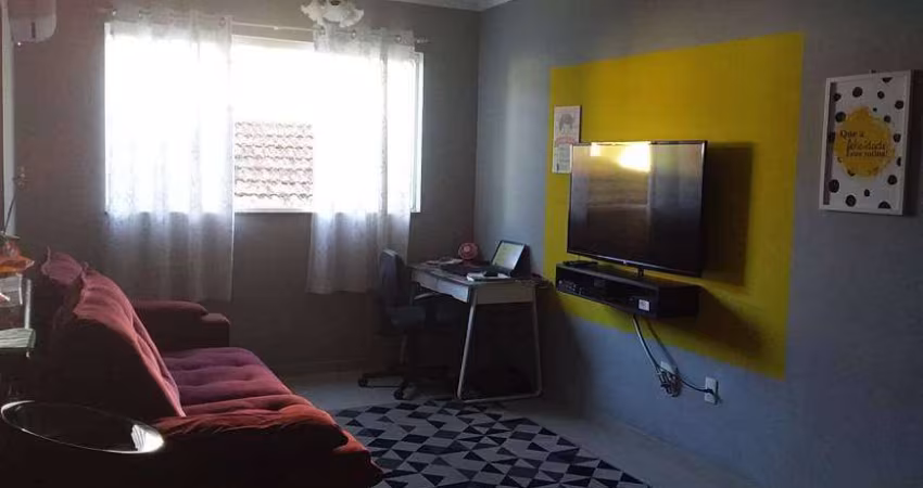 Casa para venda tem 80 metros quadrados com 2 quartos em Marapé - Santos - SP
