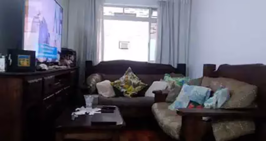 Apartamento com 2 quartos (1 suíte e vaga em garagem, bairro Ponta da Praia, em Santos/SP