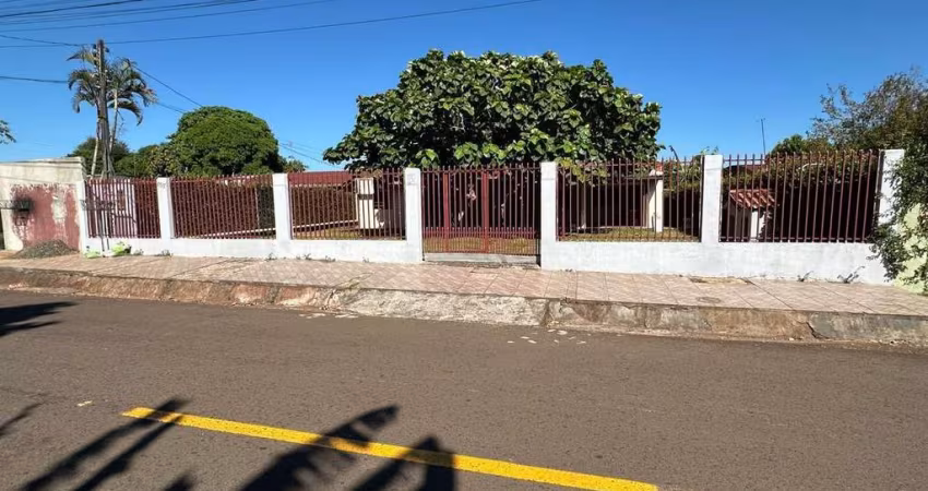 Casa à venda, Vila C,  com placas fotovoltaicas - FOZ DO IGUACU - PR