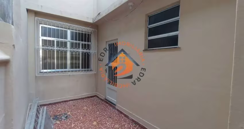 Casa com 1 quarto para alugar na Rua Senador Mourão Vieira, 172, Ramos, Rio de Janeiro