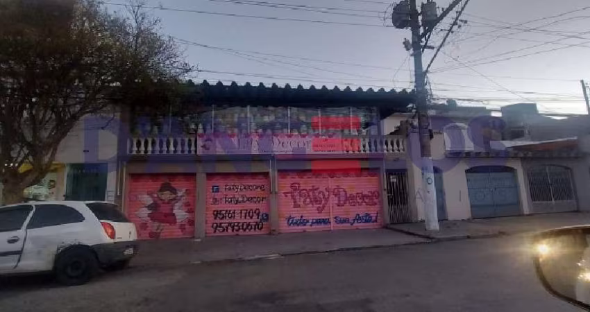 Casa à venda em São Paulo-SP: 5 quartos, 1 suíte, 3 banheiros, 2 vagas, 250m² no Jardim Brasília. Imperdível!