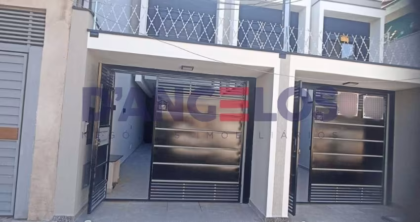 Imperdível oportunidade de casa à venda em São Paulo-SP, Jardim Ipanema: 3 quartos, 1 suíte, 2 salas, 2 banheiros, 2 vagas de garagem, 112,34 m² de área!