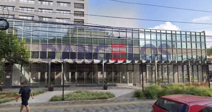 Excelente Salão Comercial para Locação no Tatuapé, Platina 220 São Paulo-SP: 2 Salas, 1 Banheiro, 100m² de Área.