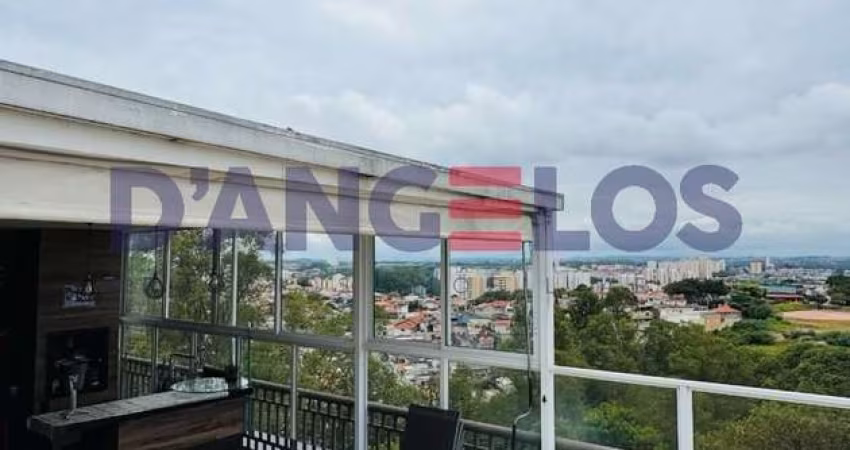Imperdível Cobertura à venda em Interlagos, São Paulo-SP: 3 quartos, 1 suíte, 2 salas, 2 banheiros, 3 vagas garagem, 140m².