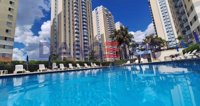 Apartamento de 3 quartos no Tatuapé, com 2 salas e 2 vagas de garagem!