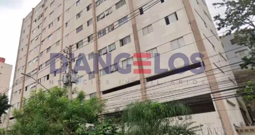 Apartamento à venda na Mooca, São Paulo-SP: 2 quartos, 2 salas, 1 banheiro, 1 vaga de garagem, 60m² de área.
