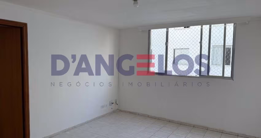 Apartamento para locação em Itaquera, São Paulo-SP: 3 quartos, 2 salas, 2 banheiros, 65m² de área.