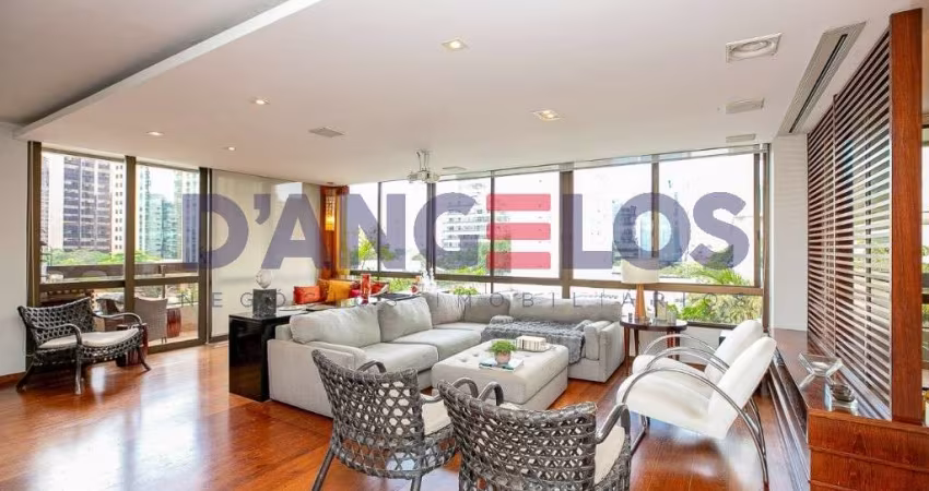 Apartamento para locação de alto padrão no Itaim Bibi, São Paulo-SP: 3 quartos, 3 suítes, 3 salas, 5 banheiros, 3 vagas de garagem e 225m² de área.
