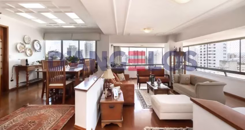 Lindo apartamento de 3 quartos e 3 suítes na Mooca, São Paulo-SP: 180m² e 3 vagas!