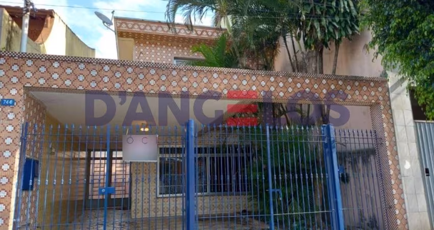 Sobrado à venda em São Paulo-SP, Aricanduva: 3 quartos, 1 sala, 1 banheiro, 2 vagas de garagem, 180,00 m². Venha conferir!