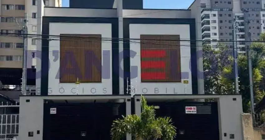Sobrado de luxo na vila carrão: 4 quartos, 4 suítes, sala, 5 banheiros, 2 vagas e 150m² de puro conforto!