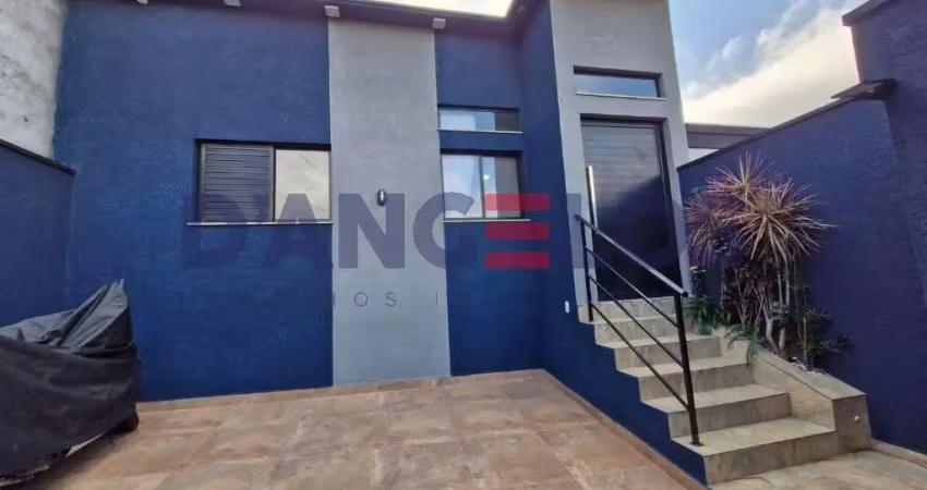 Casa à venda na vila verde, bragança paulista-sp. 3 quartos, 1 suíte, 1 sala, 2 banheiros, 2 vagas de garagem.