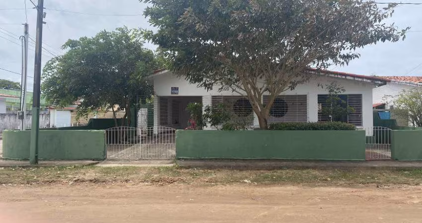 Casa para venda tem 192 metros quadrados com 4 quartos em - São José da Coroa Grande - PE por R$ 600MIL.