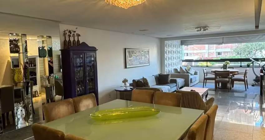 Edf. Rosita Hardman - Lindo Apartamento no Bairro dos Aflitos com 153m², 3 quartos sendo 3 suítes por R$ 1.350.000,00.