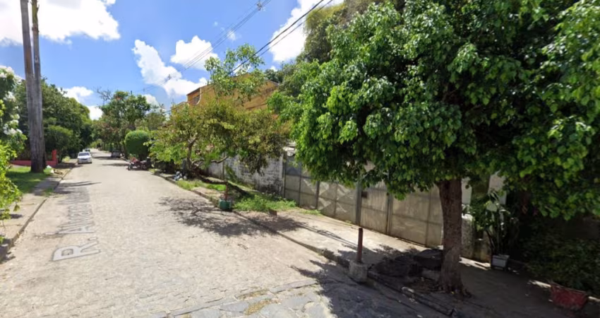 Oportunidade no Poço da Panela próximo a Igreja do Poço!!! Terreno com 950m² por R$ 1.600.000,00.