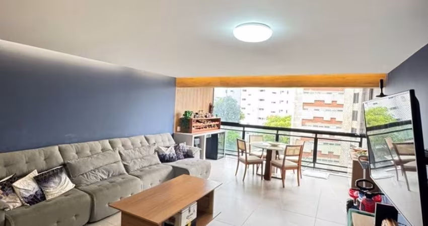 Edf. Simone de Beauvoir - Apartamento todo reformado no Bairro do Parnamirim com 3 quartos sendo 1 suíte com 176m² por R$ 1.200.000,00.