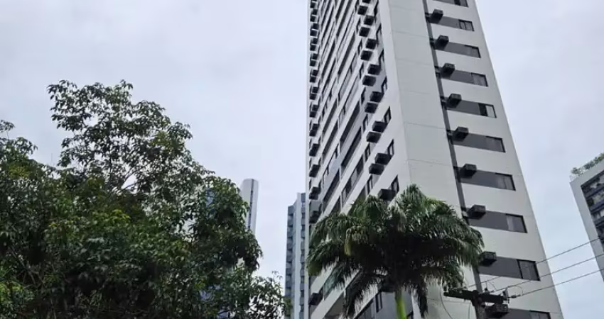 Apartamento no bairro de casa forte com 4 quartos sendo 2 suítes com 136m² andar alto com 2 vagas de garagem por r$ 1.200.000,00.