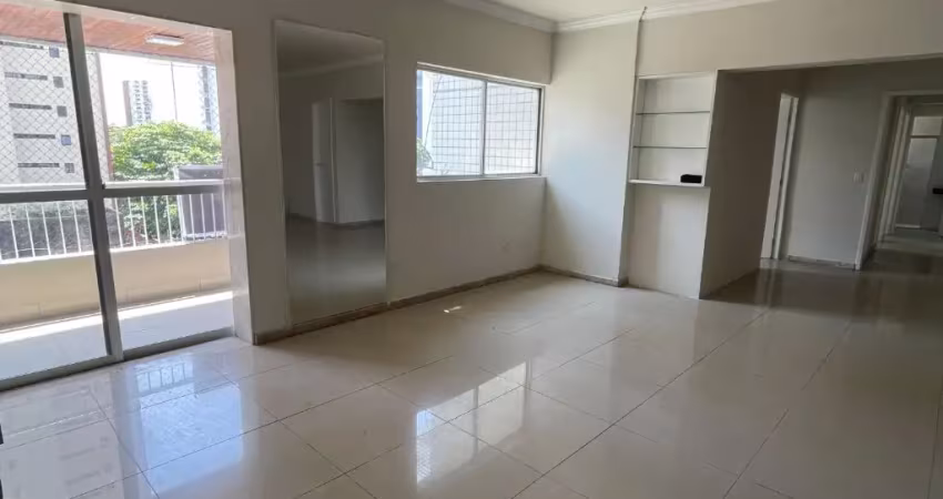 Apartamento no bairro das graças com 4 quartos sendo 1 suíte com 190m² , 2 vagas de garagem por r$ 500mil.