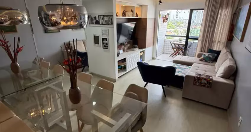 Apartamento no bairro da tamarineira com 2 quartos sendo 2 suítes com 70m² por r$ 420mil.