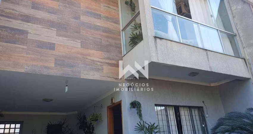 Sobrado com 3 dormitórios à venda, 190 m² por R$ 700.000,00 - Santa Mônica - Londrina/PR