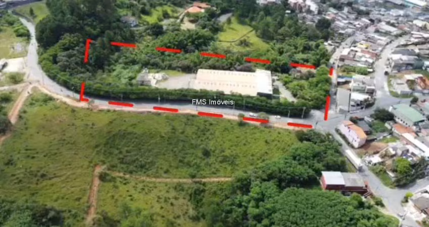 Barracão / Galpão / Depósito à venda na Estrada Municipal Pascoal Presto, 3250, Rio Abaixo, Itaquaquecetuba