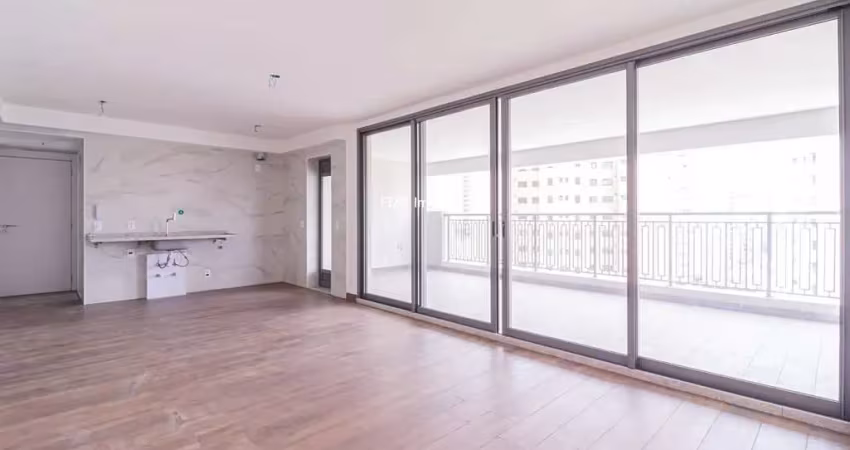 Apartamento à venda na vila mariana com 4 quartos sendo 2 suítes, 2 vagas de garagem.