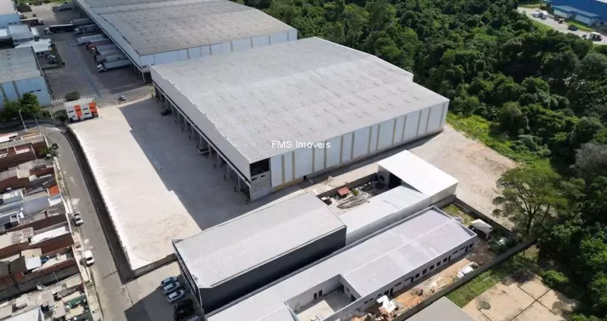 Galpão com 2100m2 de área fabril e 2500m² total em itupeva/sp.