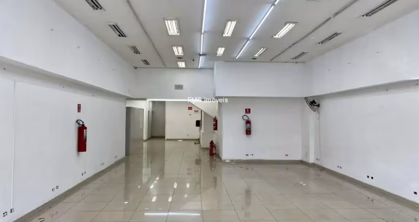 Salão comercial de alto padrão em pinheiros: 1 sala, 2 banheiros, 2 vagas de garagem, 600m² de área - são paulo-sp