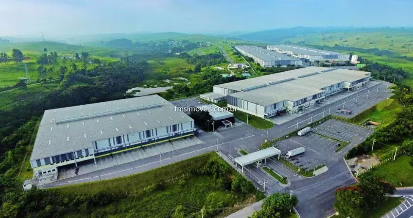 Conjunto comercial com 808m² para alugar em caçapava - sp