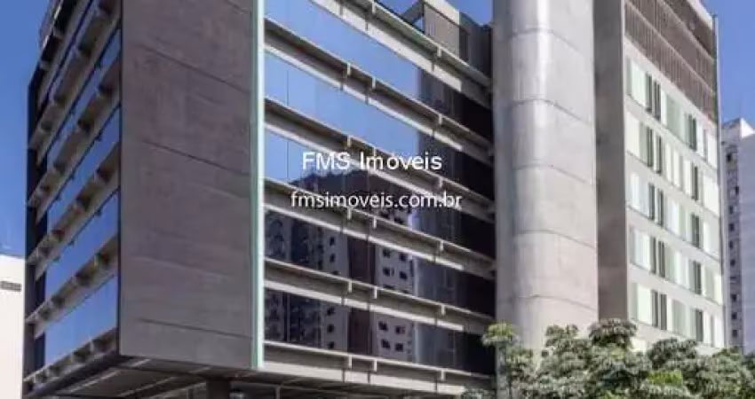 Conjunto comercial com 883m² para locação em pinheiros.