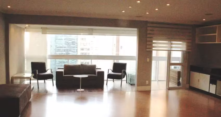 Apartamento com 3 quartos à venda na Rua Helena, 151, Vila Olímpia, São Paulo