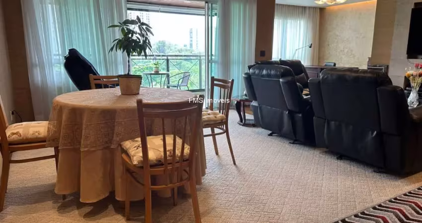 Apartamento à venda no alto da boa vista, com 4 quartos sendo 2 suítes, 3 salas, 4 banheiros, 4 vagas.
