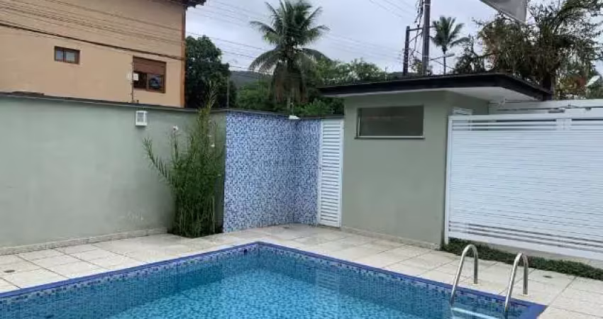 Casa em condomínio para venda e locação com 3 quartos, sendo 3 suítes, 108m²