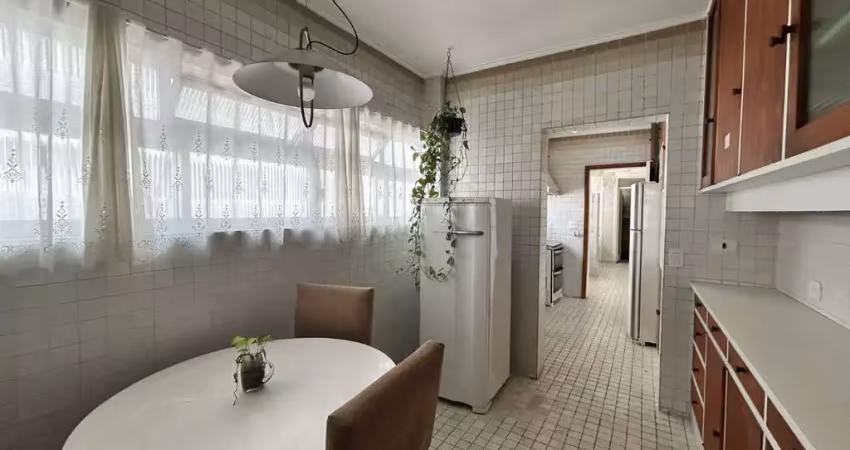 Apartamento tipo para venda em jardim paulista com 3 quartos, sendo 1 suíte, 220m²