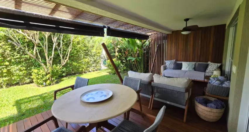 Casa em condomínio para venda com 5 quartos, sendo 5 suítes, 260m²