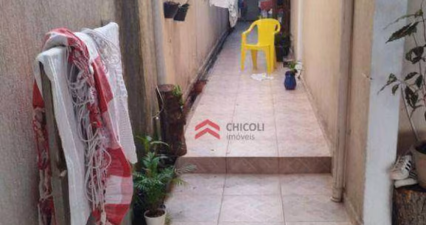 Casa com 2 dormitórios - 130 m² - Vila Menk - Carapicuíba/SP